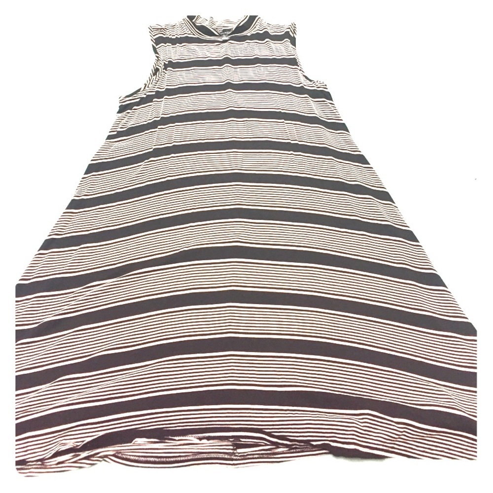 Cute Business Casual Black and White Dress