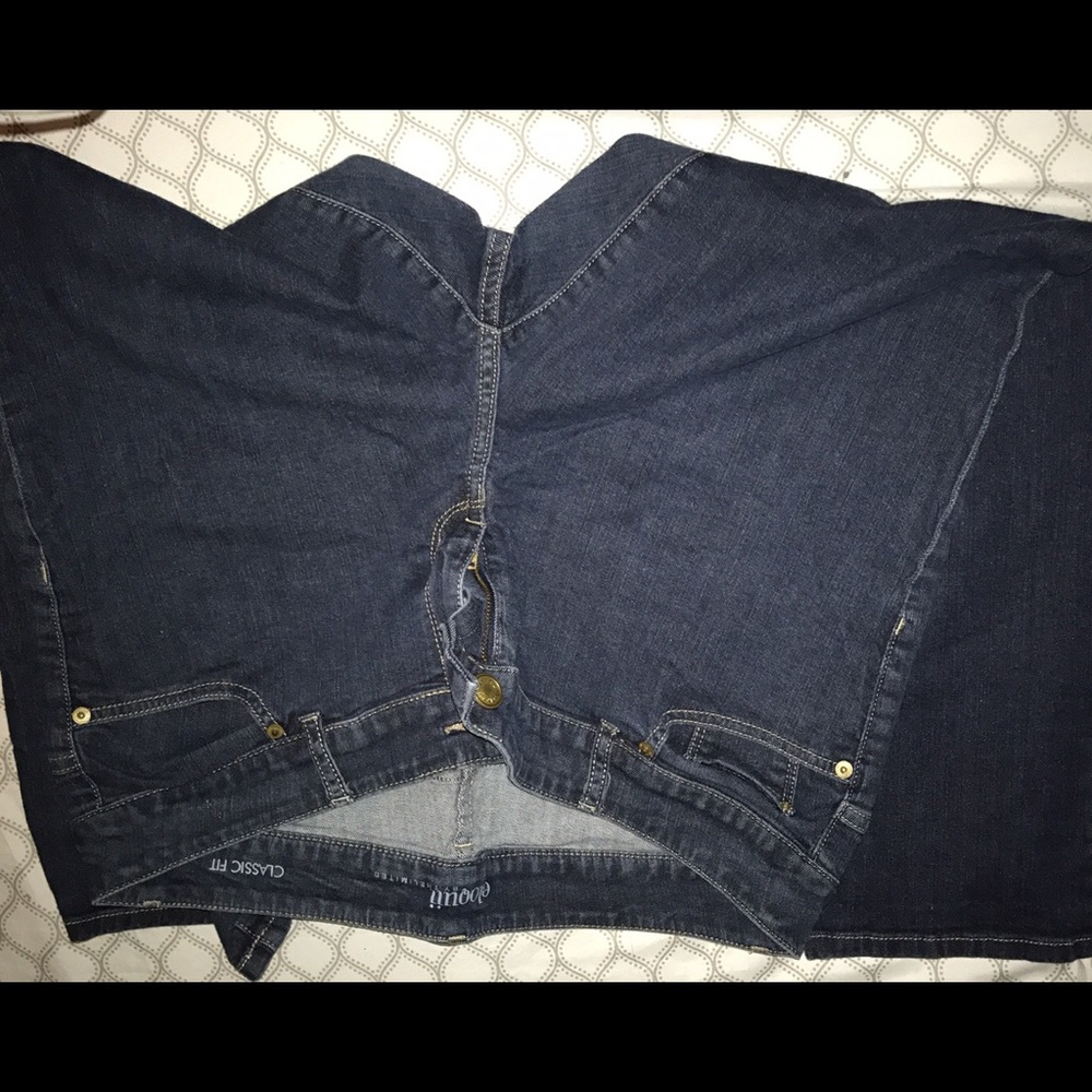 Crop pant dark wash