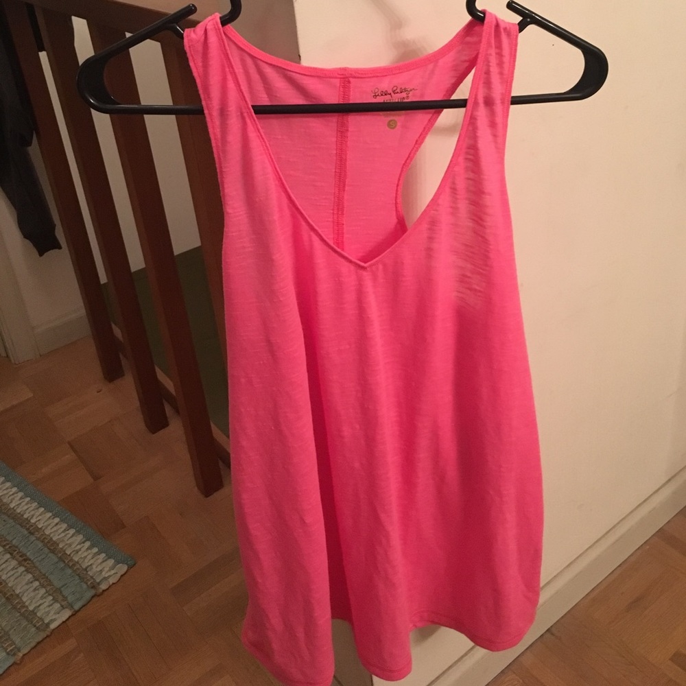 Pink Lilly Pulitzer tank top. NWT