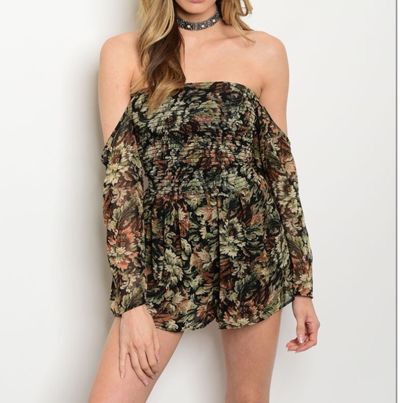 Floral Off Shoulder Romper - Picture 1 of 4