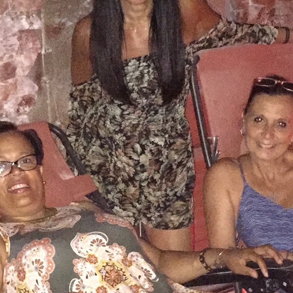 Floral Off Shoulder Romper - Picture 4 of 4