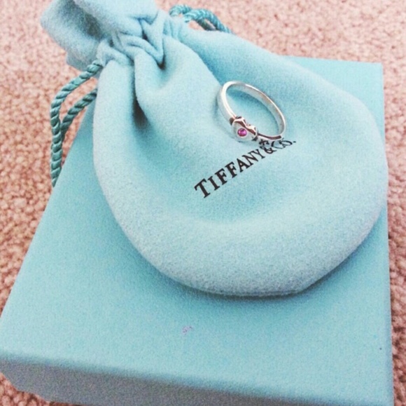 SOLD! Tiffany&Co Paloma Picasso Ring - Picture 4 of 4