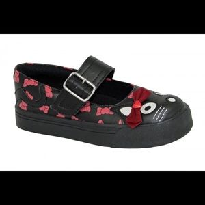 Cat Mary Janes TUK