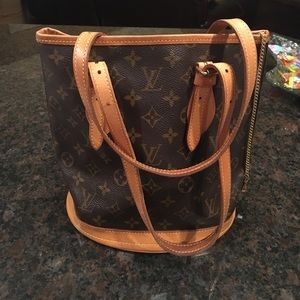 Authentic Louis Vuitton Bucket Bag