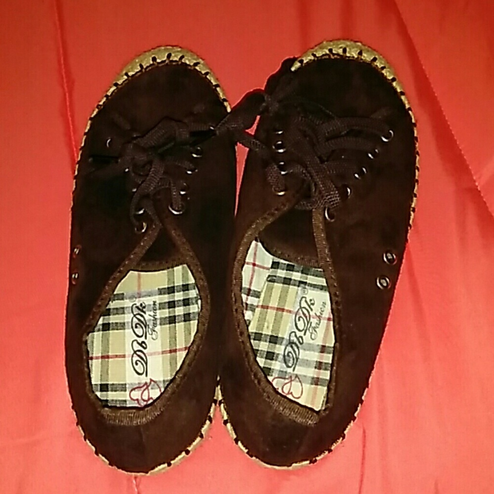 Brown cozy moccasins