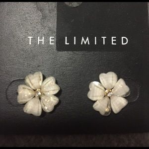 Flower earrings