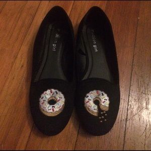 Madden Girl Donut Flats