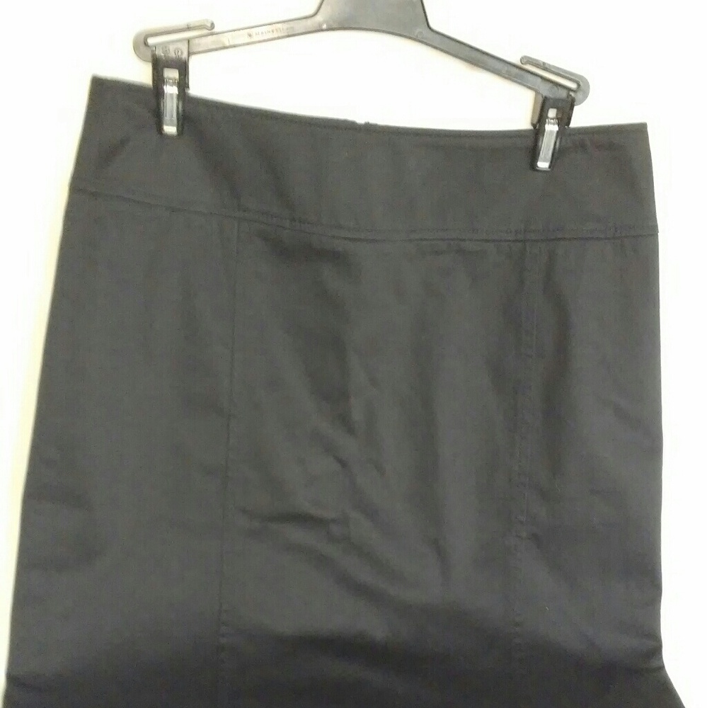 Talbots Knee Length Black Pencil Skirt Size 6P