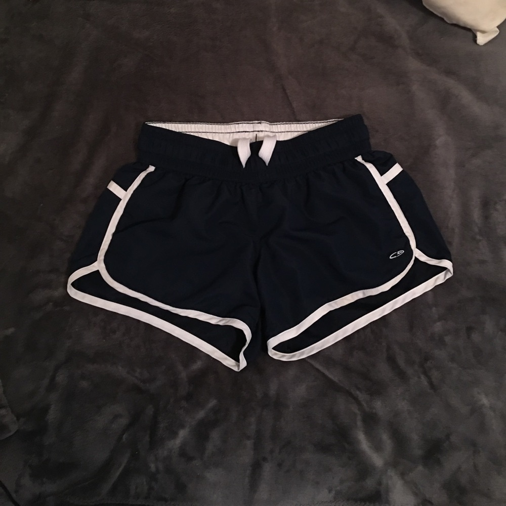 Super cute sport shorts!