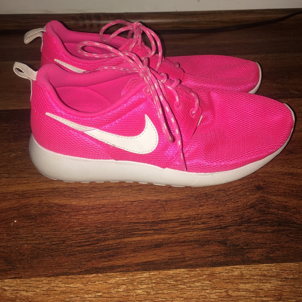 Women Nike Roshe
