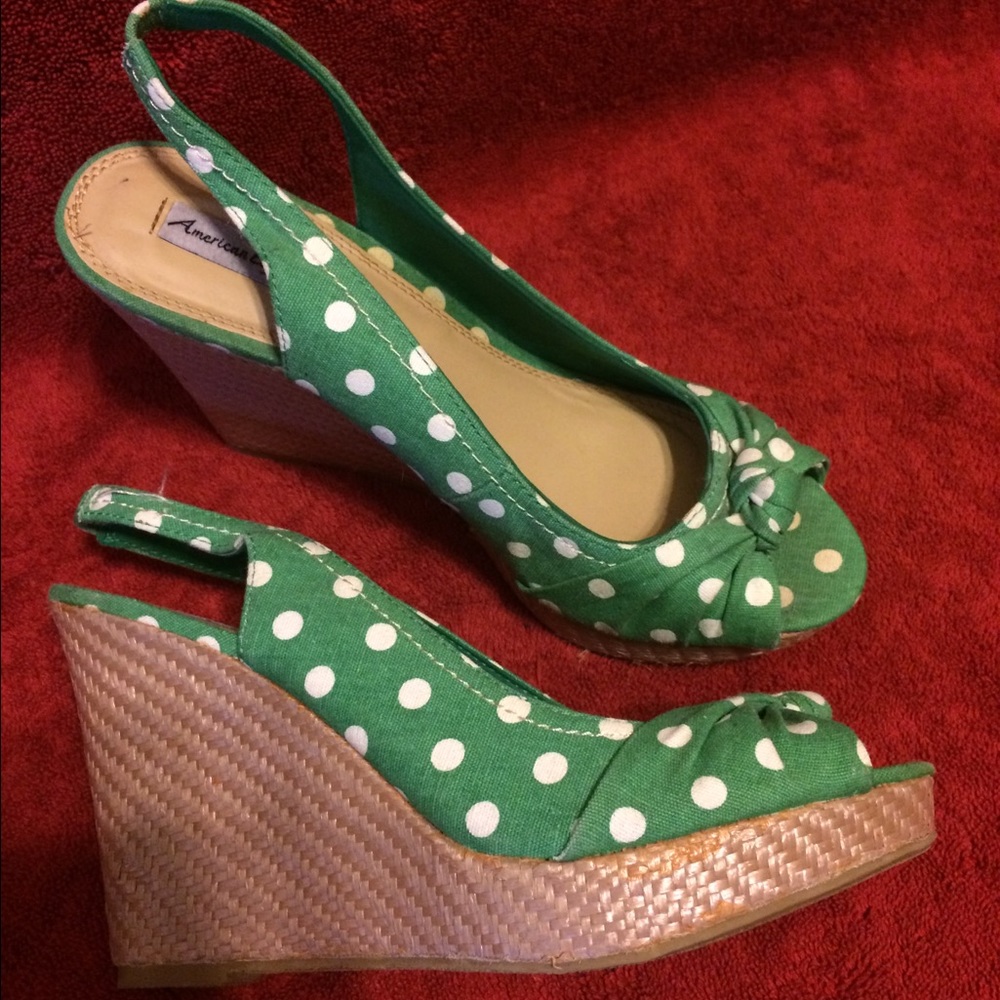NWOT American Eagle wedges