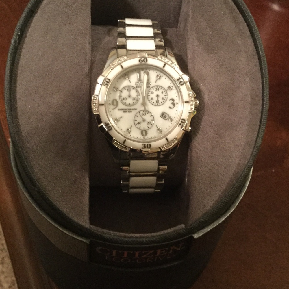 Citizen Women's