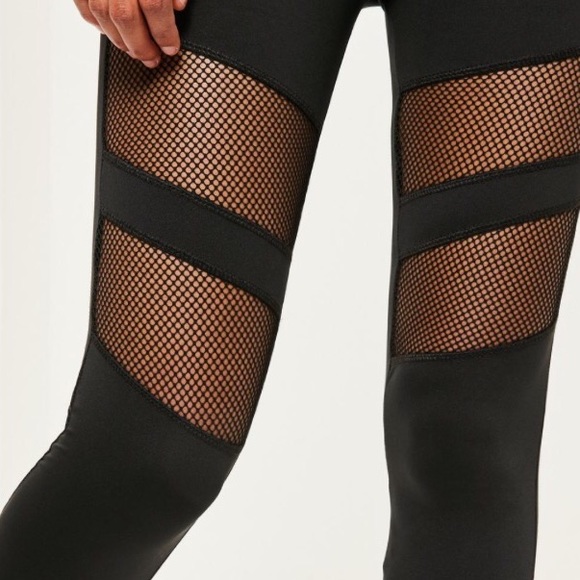 NWT SIZE 6 MISSGUIDED BLACK FISHNET PANEL LEGGINGS - Picture 3 of 4