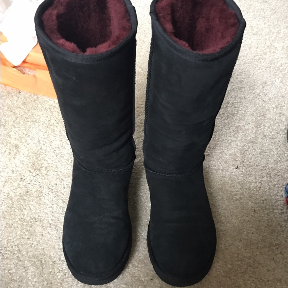 Tall black ugg boots