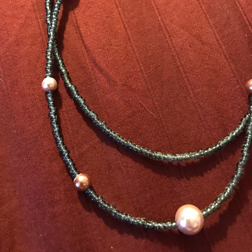 Beaded necklace - Picture 2 of 2