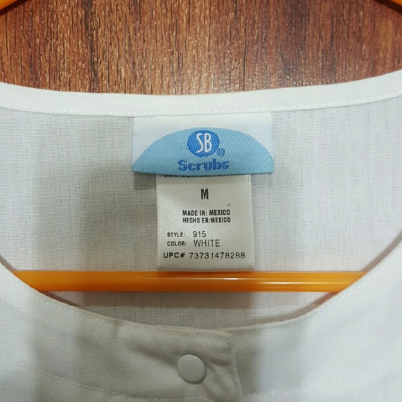 Scrub / Lab Jacket - Picture 3 of 3