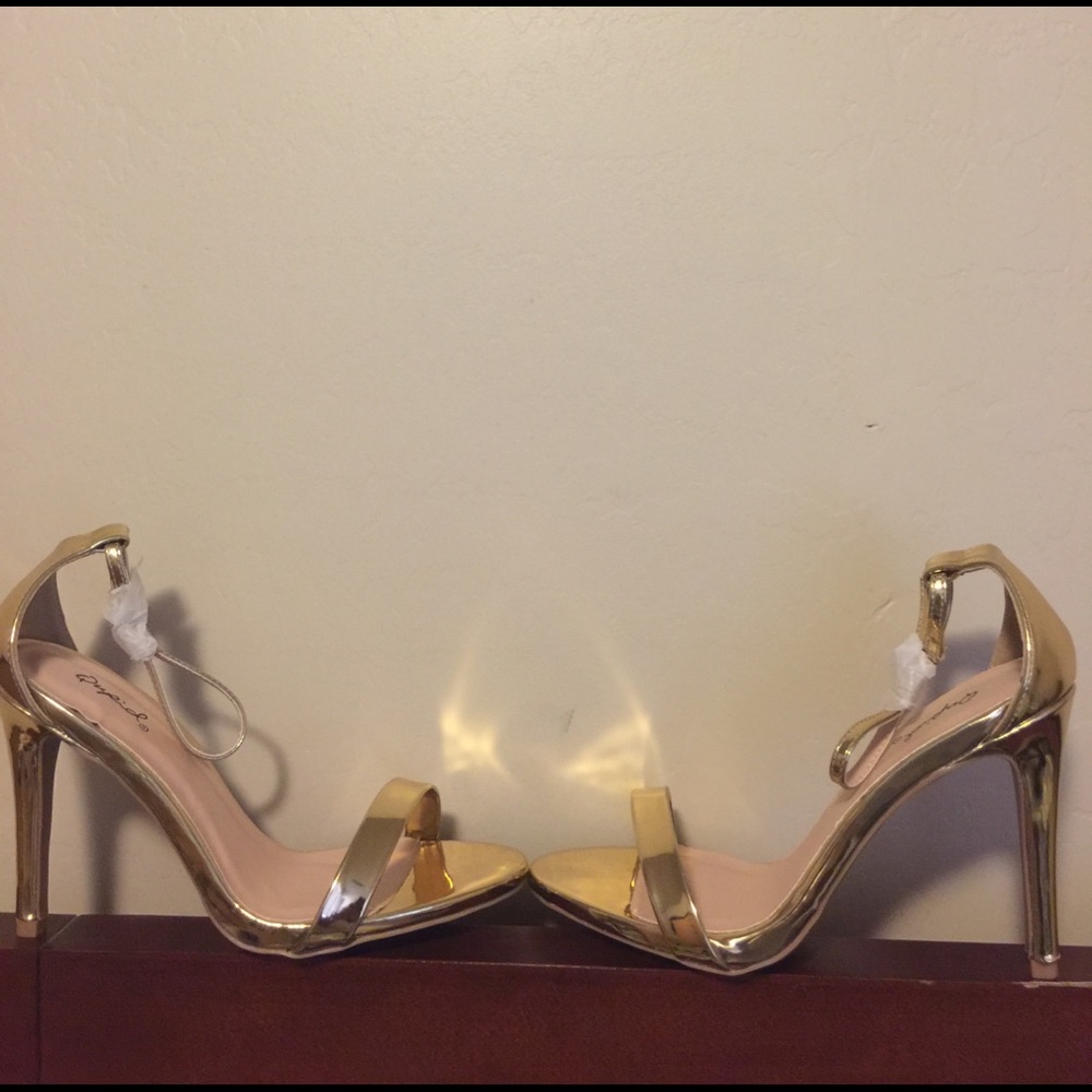 New Gold Qupid High Heel Sandals - Picture 2 of 4