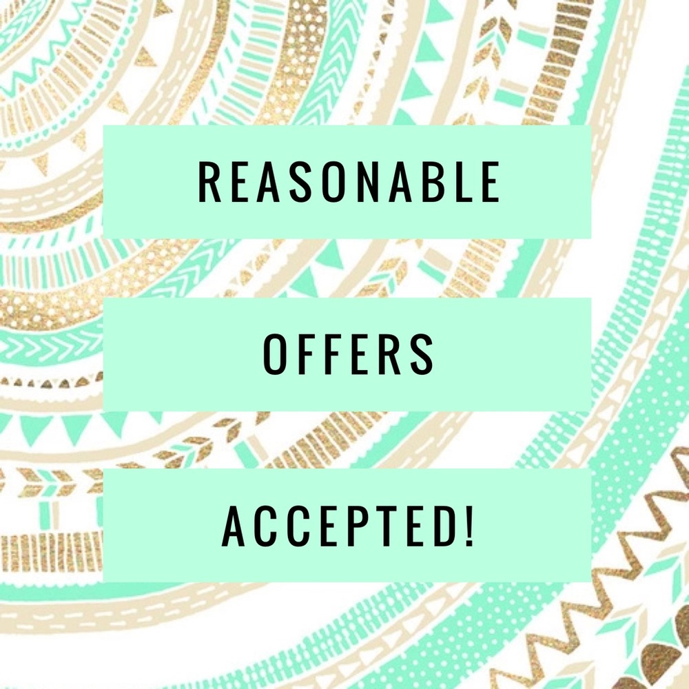 Belle Earrings - Disney, Beauty & the Beast - Picture 5 of 5