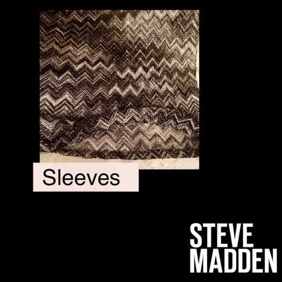 STEVE MADDEN  Metallic Chevron Wrap w/Sleeves - Picture 4 of 7