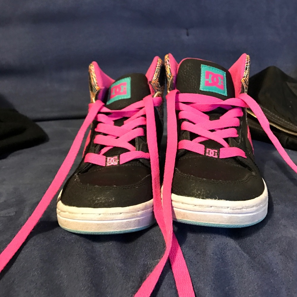Shoes - Picture 2 of 2