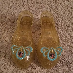 *CLOSET CLOSING* *EVERYTHING MUST GO*