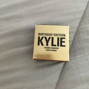 Kylie Cosmetics Crème Shadow