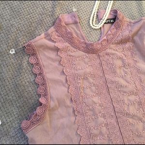 💐 Lavender Lace Top