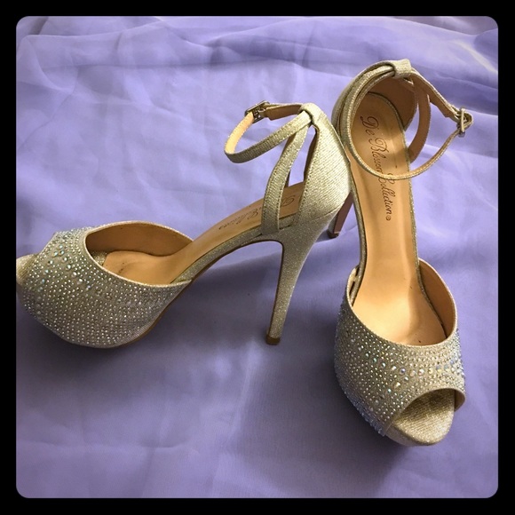 Bedazzled Stilettos - Picture 1 of 4