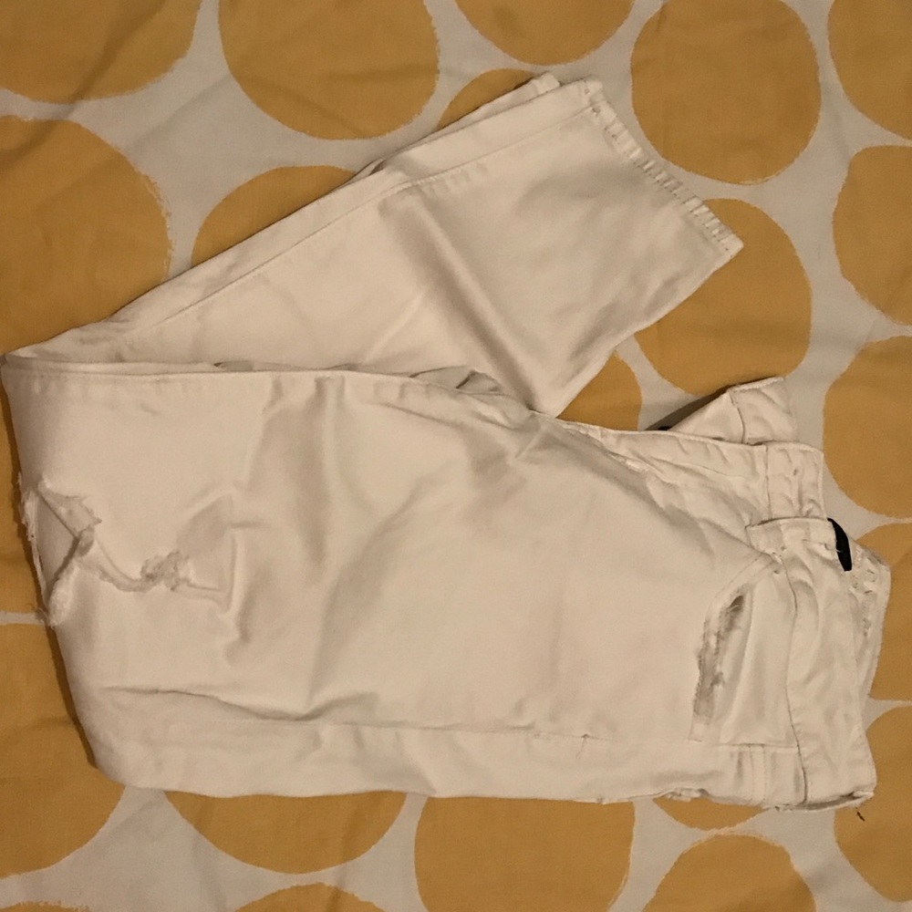 American Eagle Outfitters  White Jeggings Crops!