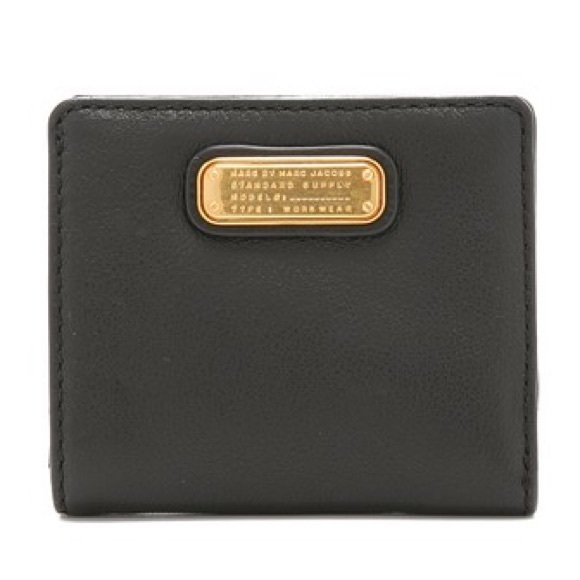 Marc by Marc Jacobs Handbags - ‼️FINAL PRICE‼️New Q Leather Wallet