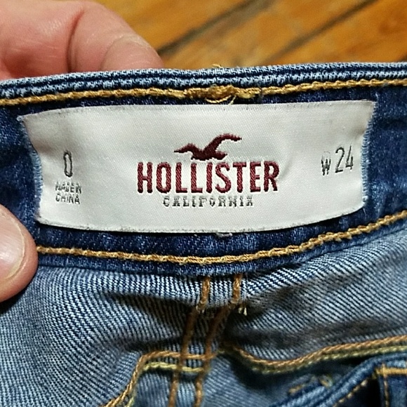 Hollister Woman's Denim Capris - Picture 3 of 8