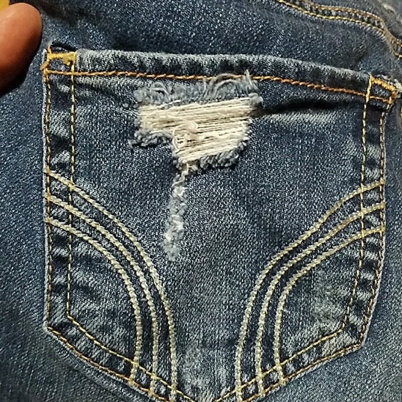 Hollister Woman's Denim Capris - Picture 5 of 8