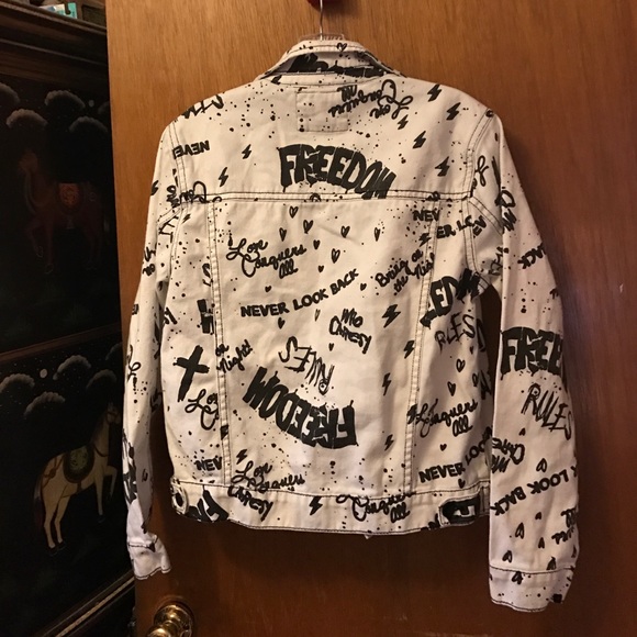 😀Jacket Forever 21 - Picture 3 of 4