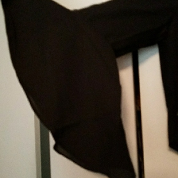 2 SM LEFT💖HP💙PRICE FIRM FLORAL CROP TOP - Picture 4 of 6