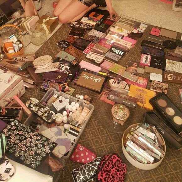 High end palettes for sale - Picture 3 of 4