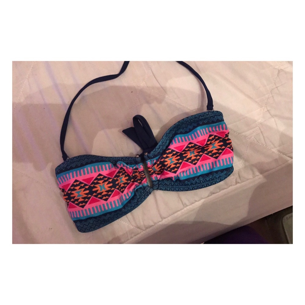 Hurley tribal print bathing suit top