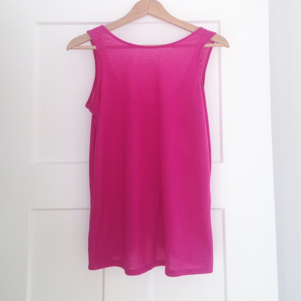 NWOT bright pink split back top, super soft