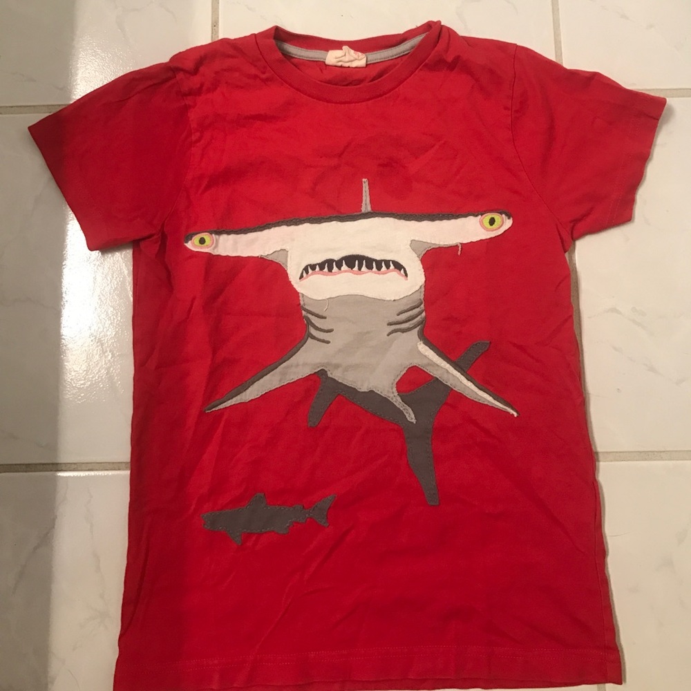 Hammerhead shark tshirt