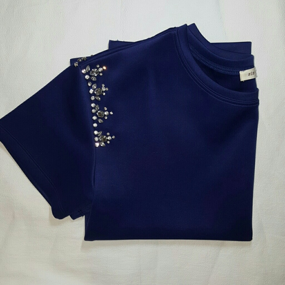 NWOT Short Sleeve Top