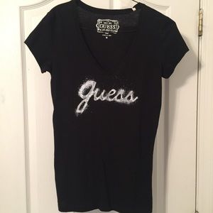 Black Guess V-neck t-shirt