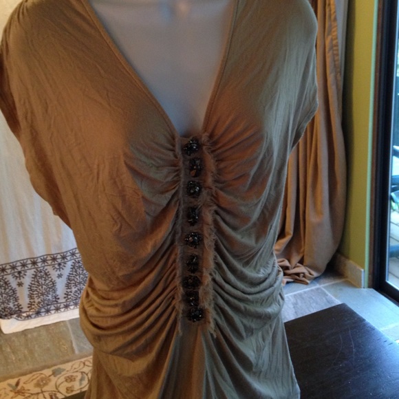 Beige blouse with Beaded detail - Picture 2 of 4