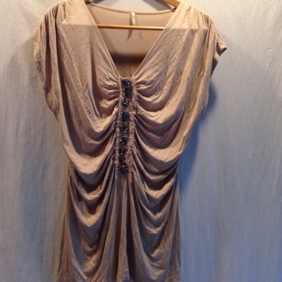 Beige blouse with Beaded detail - Picture 3 of 4