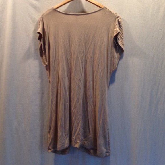 Beige blouse with Beaded detail - Picture 4 of 4