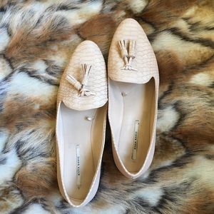Zara Nude Snakeskin Loafers