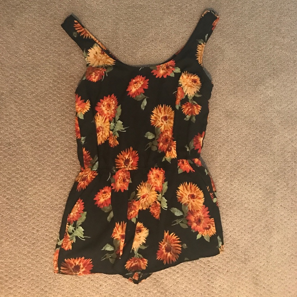 NWT forever 21 romper