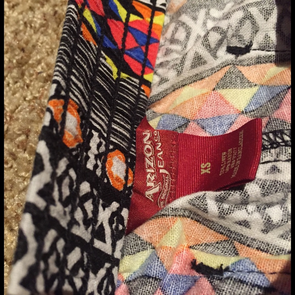 Aztec Patterned Shorts - Picture 3 of 3