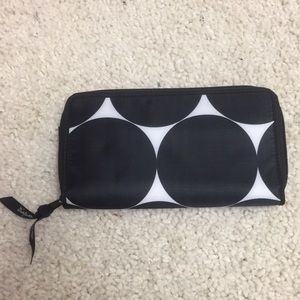 Thirty One Wallet