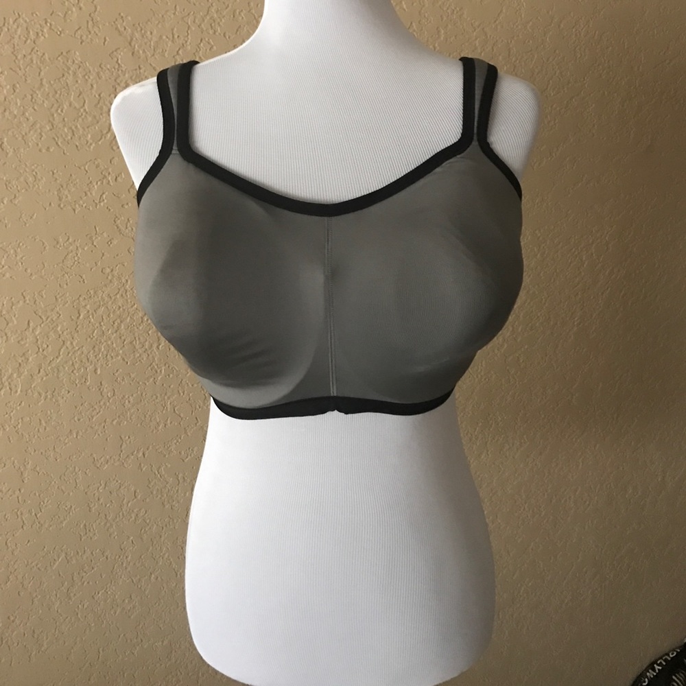 natori sports bra