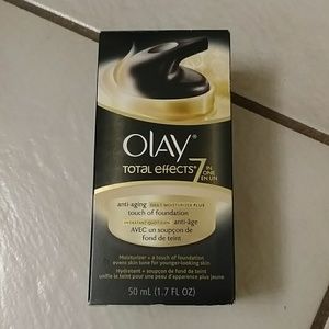 Olay Total Effects 7 in one daily moisturizer