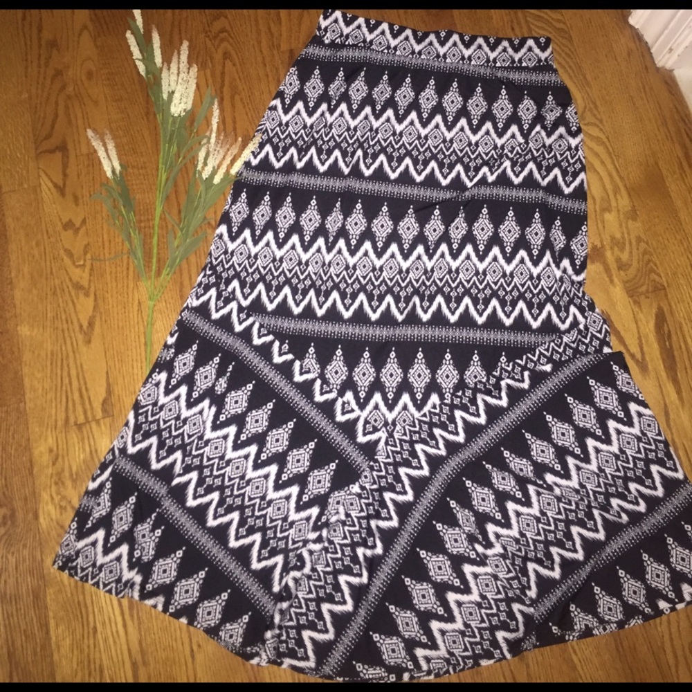 50% Off bundle of 4 or more items❗️❗️